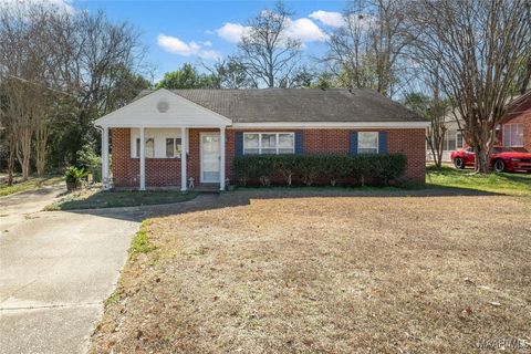 Photo of 2480 Le Ruth Avenue, Montgomery, AL 36106 (MLS # 582999)