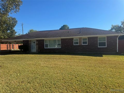 Photo of 1180 Freemont Drive, Montgomery, AL 36111 (MLS # 581134) Photo of 1180 Freemont Drive, Montgomery, AL 36111 (MLS # 581134)