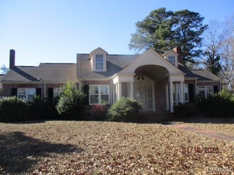 Photo of 515 Boulevard Drive, Union Springs, AL 36089 (MLS # 583364)