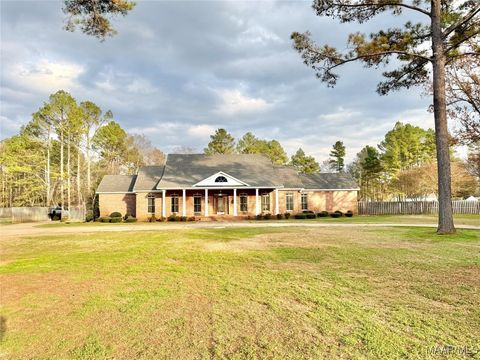 Photo of 112 Deer Ridge Drive, Selma, AL 36701 (MLS # 582691)