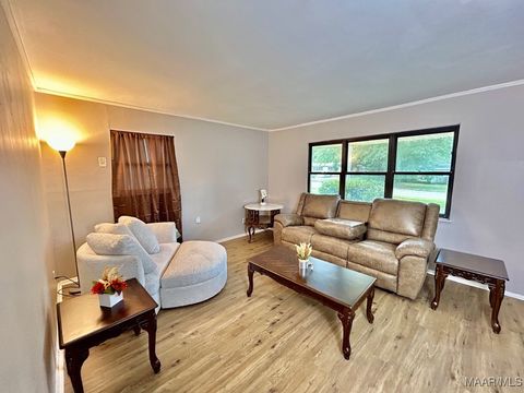 Photo of 1229 Karen Road, Montgomery, AL 36109 (MLS # 579361)