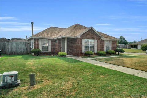 Photo of 117 Barnes Court, Wetumpka, AL 36092 (MLS # 589719)
