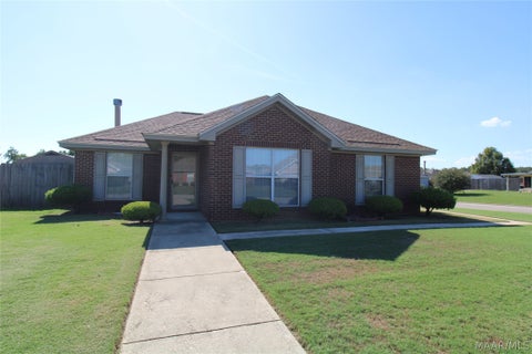 Photo of 117 Barnes Court, Wetumpka, AL 36092 (MLS # 589719)