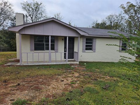 Photo of 131 Reeves Drive, Hayneville, AL 36040 (MLS # 581291)