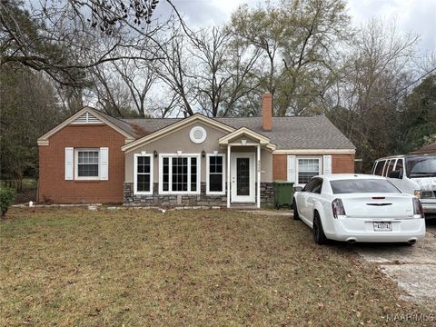 Photo of 3458 Gilmer Avenue, Montgomery, AL 36105 (MLS # 581973)