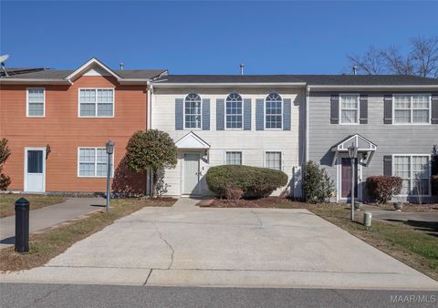 Photo of 121 Willow Point Lane, Alabaster, AL 35007 (MLS # 583375)