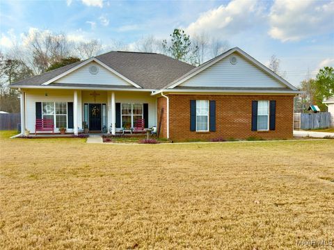 Photo of 263 Live Oaks Drive, Millbrook, AL 36054 (MLS # 581793)