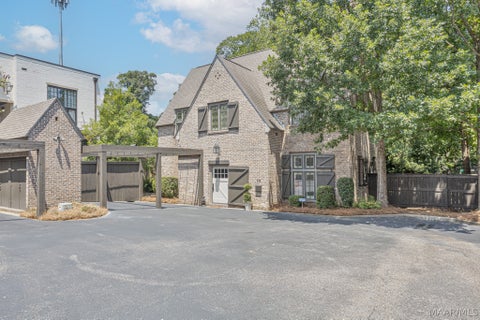 Photo of 529 Cloverdale Road, Montgomery, AL 36106 (MLS # 589223)