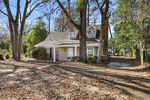 Photo of 1211 DALRAIDA Road, Montgomery, AL 36109 (MLS # 582477)