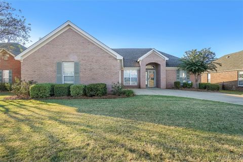 Photo of 104 Grasmere Court, Prattville, AL 36066 (MLS # 580871)