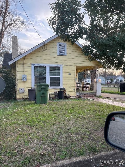 Photo of 649 Clarke Street NW, Montgomery, AL 36108 (MLS # 582610)