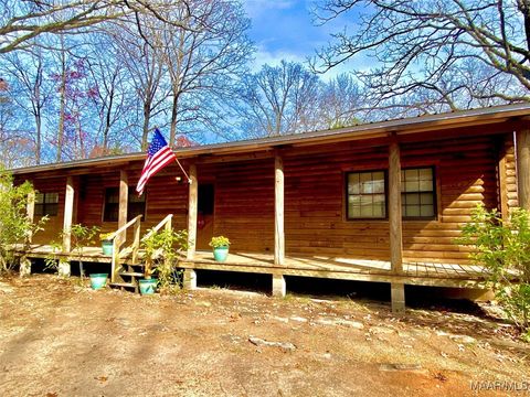 Photo of 280 Autumn Ridge Road, Deatsville, AL 36022 (MLS # 582286)