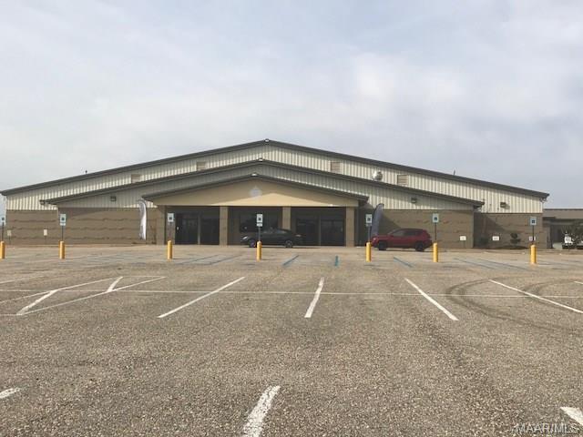 Photo 1 of 25 — 150 E Fleming Road, Montgomery, AL 36105