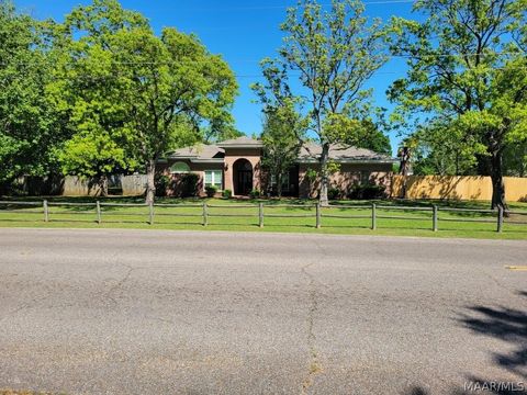 Photo of 41 Fairlane Drive, Montgomery, AL 36109 (MLS # 585166)