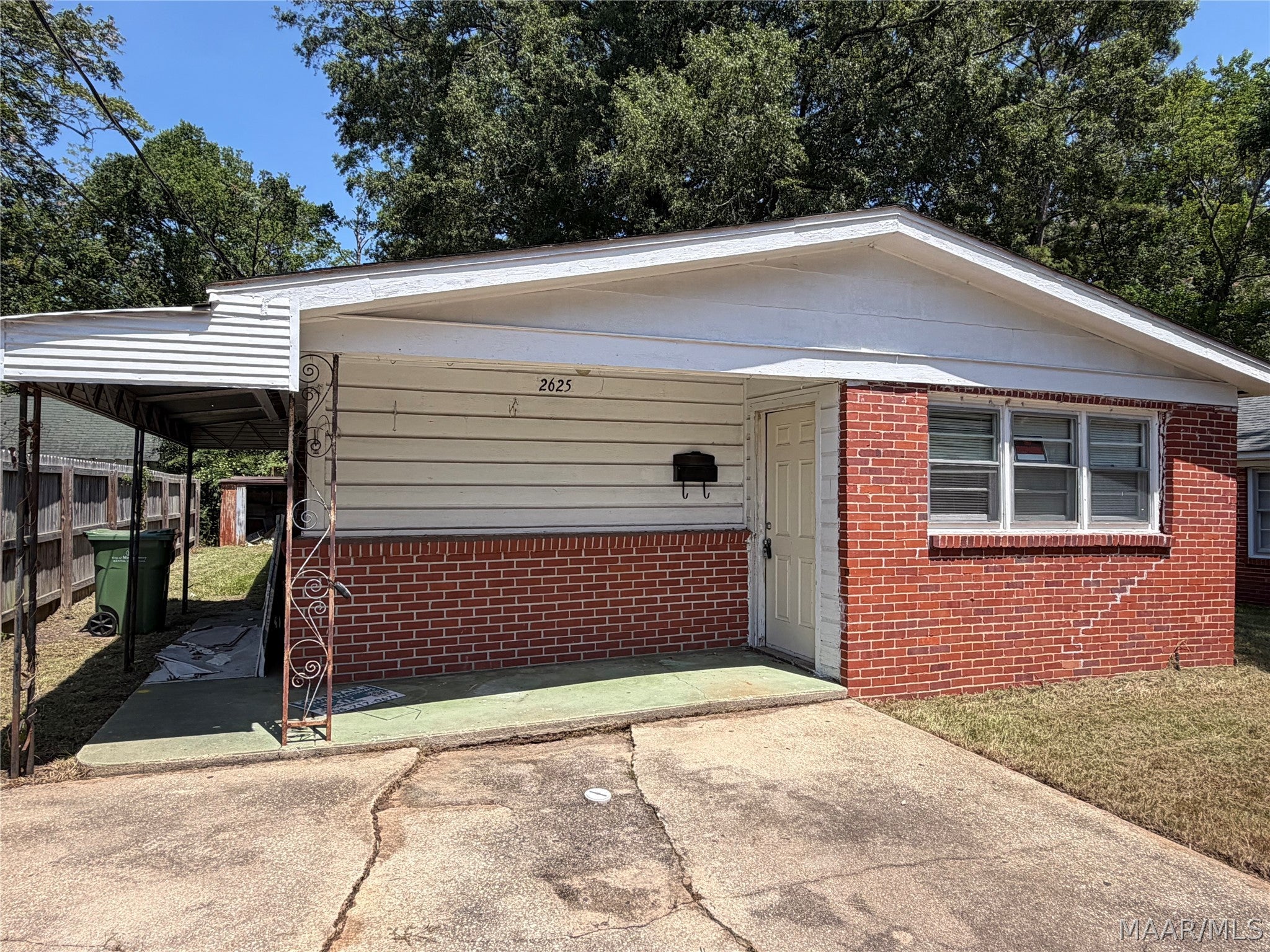 2625 E 5th Street - Photo 3
