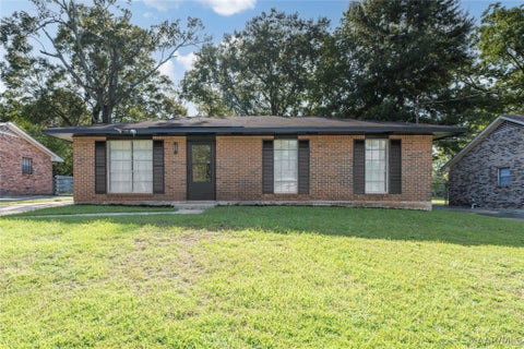 Photo of 6204 Hinchcliff Road, Montgomery, AL 36117 (MLS # 590367)