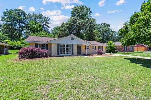 Photo of 3920 Meredith Drive, Montgomery, AL 36109 (MLS # 589396)