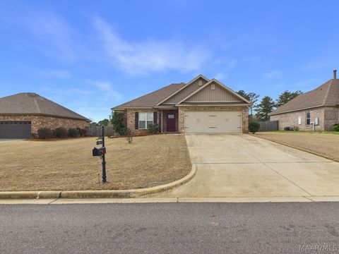 Photo of 37 Tallahatchie Drive, Wetumpka, AL 36093 (MLS # 584496)