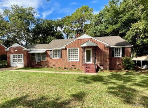 Photo of 4245 Camellia Drive, Montgomery, AL 36109 (MLS # 580566)