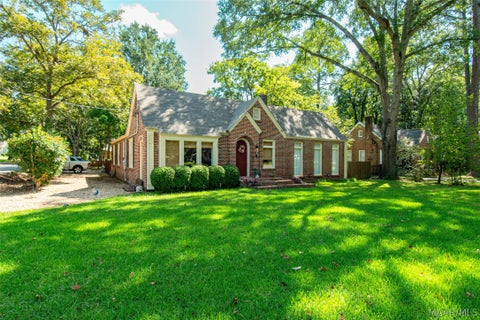 Photo of 3203 Montezuma Road, Montgomery, AL 36106 (MLS # 590736)
