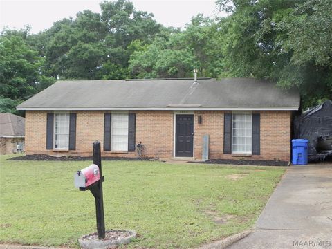 Photo of 1206 Gardenia Circle, Prattville, AL 36067 (MLS # 587198)