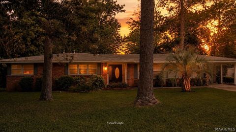 Photo of 2832 S Colonial Drive, Montgomery, AL 36111 (MLS # 587188)