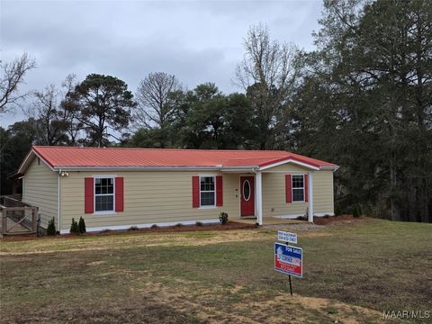 Photo of 700 Rountree Drive, Selma, AL 36703 (MLS # 581919)