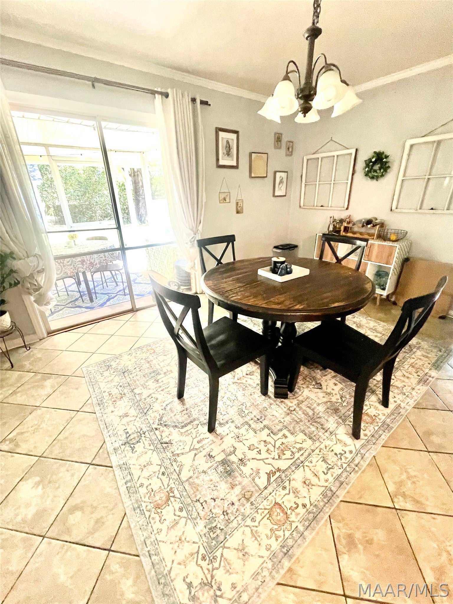 133 Lawrence Street - Photo 2