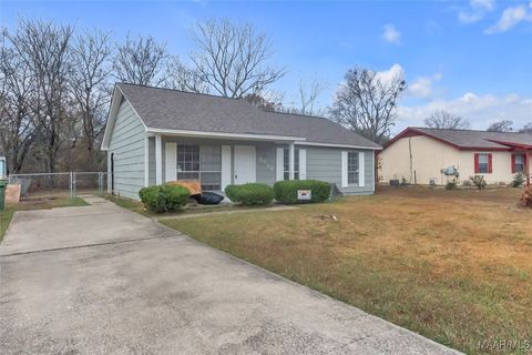 Photo of 3012 Fredericksburg Drive, Montgomery, AL 36116 (MLS # 581809)