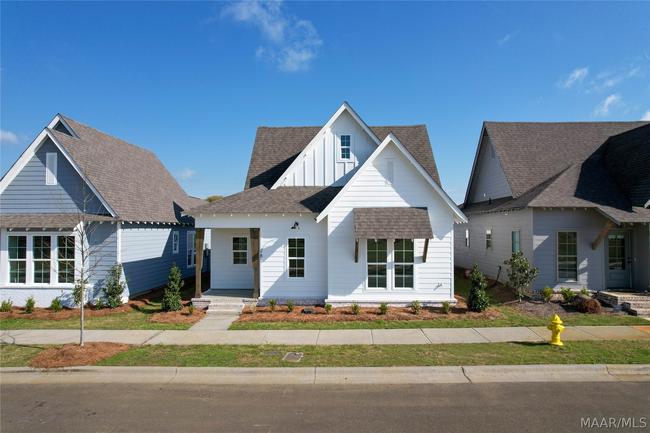The Emma Floor plan 3 BR / 2 Bath 2 car garage