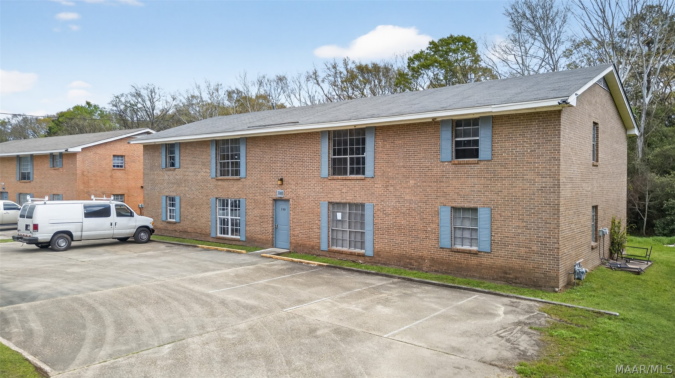 740 Coliseum Boulevard