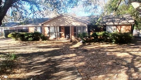 Photo of 3326 CARTER HILL Road, Montgomery, AL 36111 (MLS # 583692)
