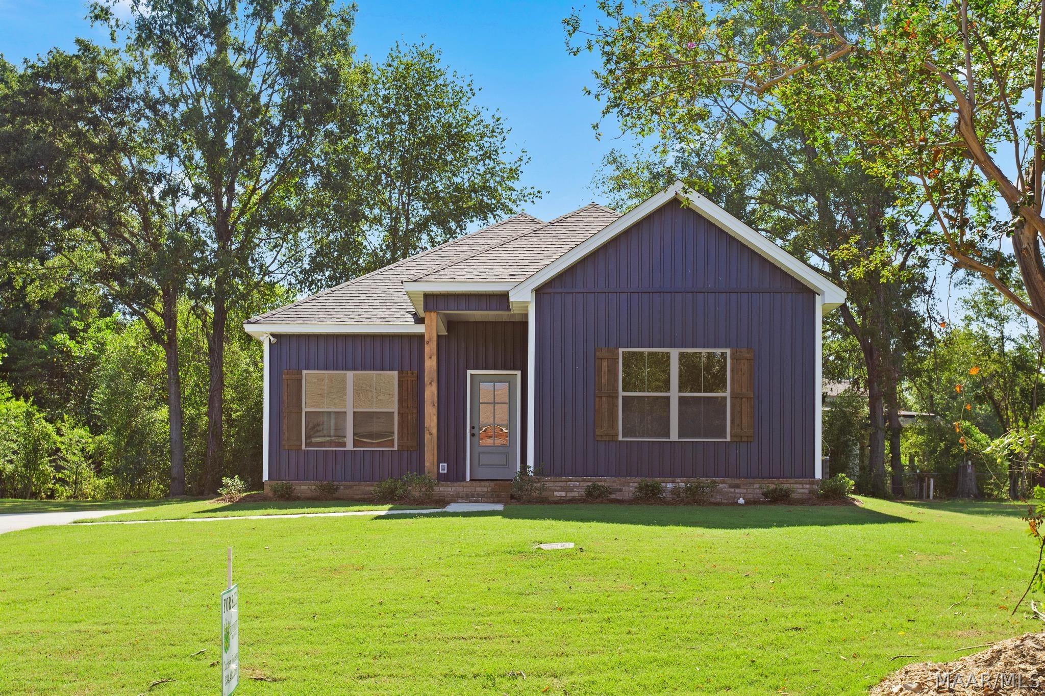 Photo 1 of 26 — 404 Alabama Street, Wetumpka, AL 36092
