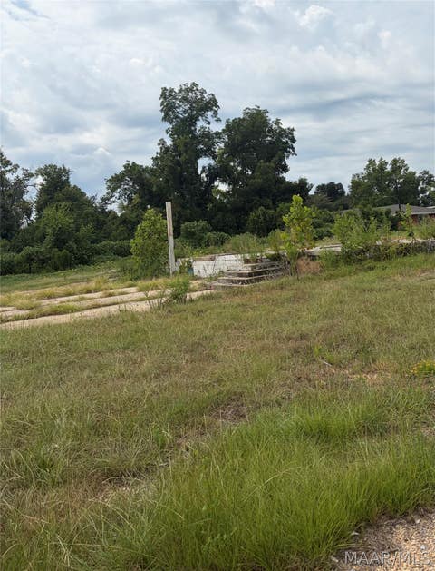 Photo of 1115 CHurch Street, Selma, AL 36701 (MLS # 589984)