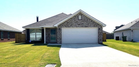 Photo of 6119 Ridgeside Boulevard, Montgomery, AL 36116 (MLS # 591416)