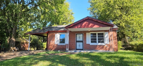 Photo of 604 Clover Hill Drive, Montgomery, AL 36105 (MLS # 591427)