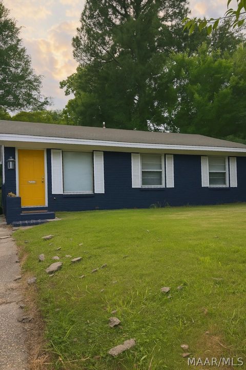 Photo of 1522 Dunbar Street, Montgomery, AL 36106 (MLS # 586144)
