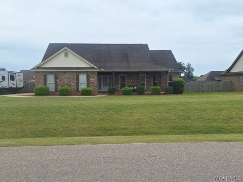 Photo of 44 Ben Court, Wetumpka, AL 36092 (MLS # 586366)