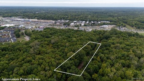 Photo of 2734 Woodley Road, Montgomery, AL 36111 (MLS # 563475) Photo of 2734 Woodley Road, Montgomery, AL 36111 (MLS # 563475)