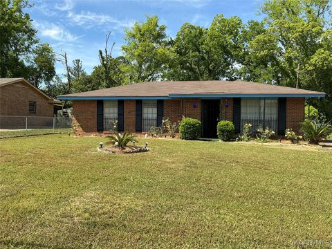 Photo of 4029 Edge Hill Lane, Montgomery, AL 36116 (MLS # 585927)