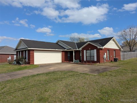 Photo of 7006 Buckram Oak Drive, Montgomery, AL 36117 (MLS # 584312)