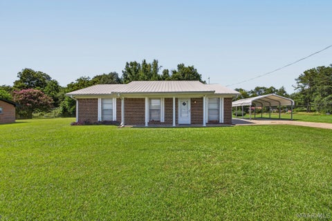Photo of 30 Guy Street, Jemison, AL 35085 (MLS # 589779)