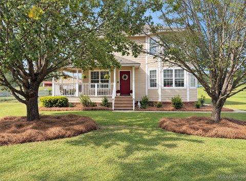 Photo of 427 LEWIS Road, Deatsville, AL 36022 (MLS # 589921)