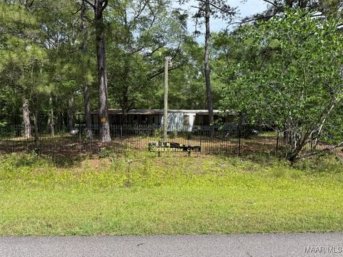 Photo of 2 County Road 24, Opelika, AL 36078 (MLS # 578667)