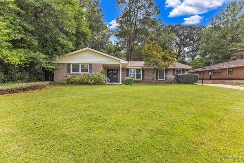 Photo of 3844 Dalraida Place, Montgomery, AL 36109 (MLS # 580288)