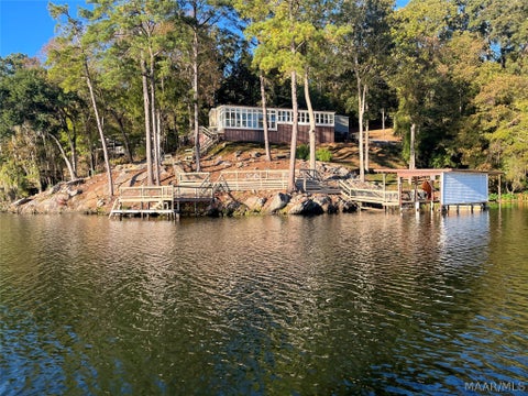 Photo of 145 MOUNTAIN Road, Titus, AL 36080 (MLS # 591488)