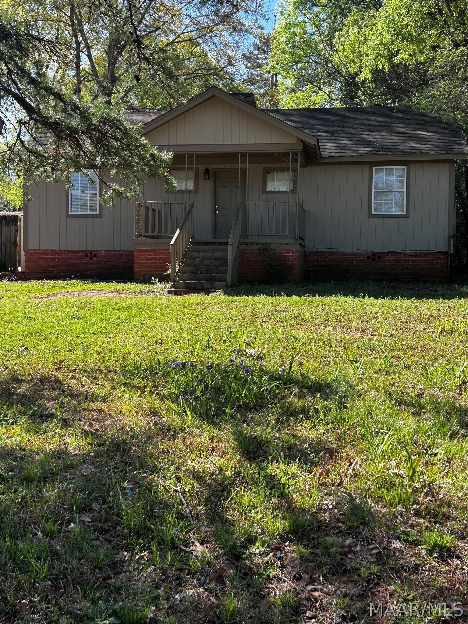 Welcome to 750 Yarbrough Street!