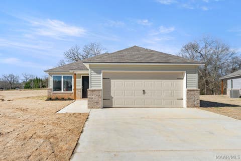 Photo of 33 Spanish Court, Eclectic, AL 36024 (MLS # 587684)