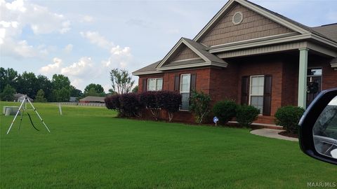 Photo of 76 Cotton Terrace Drive, Deatsville, AL 36022 (MLS # 584721)