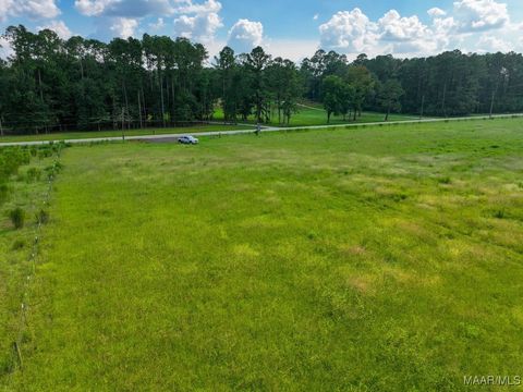 Photo of 5 Honoraville Road, Greenville, AL 36037 (MLS # 580864)